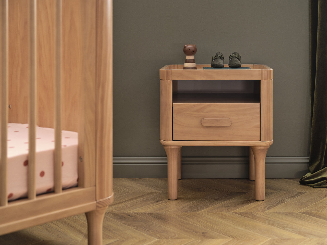 Willow Side Table